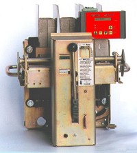 LA-600 circuit breaker retrofitted with AC-PRO trip unit