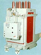 Medium voltage breaker
